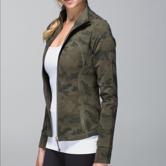 lululemon athletica Jackets & Blazers - 🍋🦄Lululemon Forme Jacket Fatigue Camo Green 12